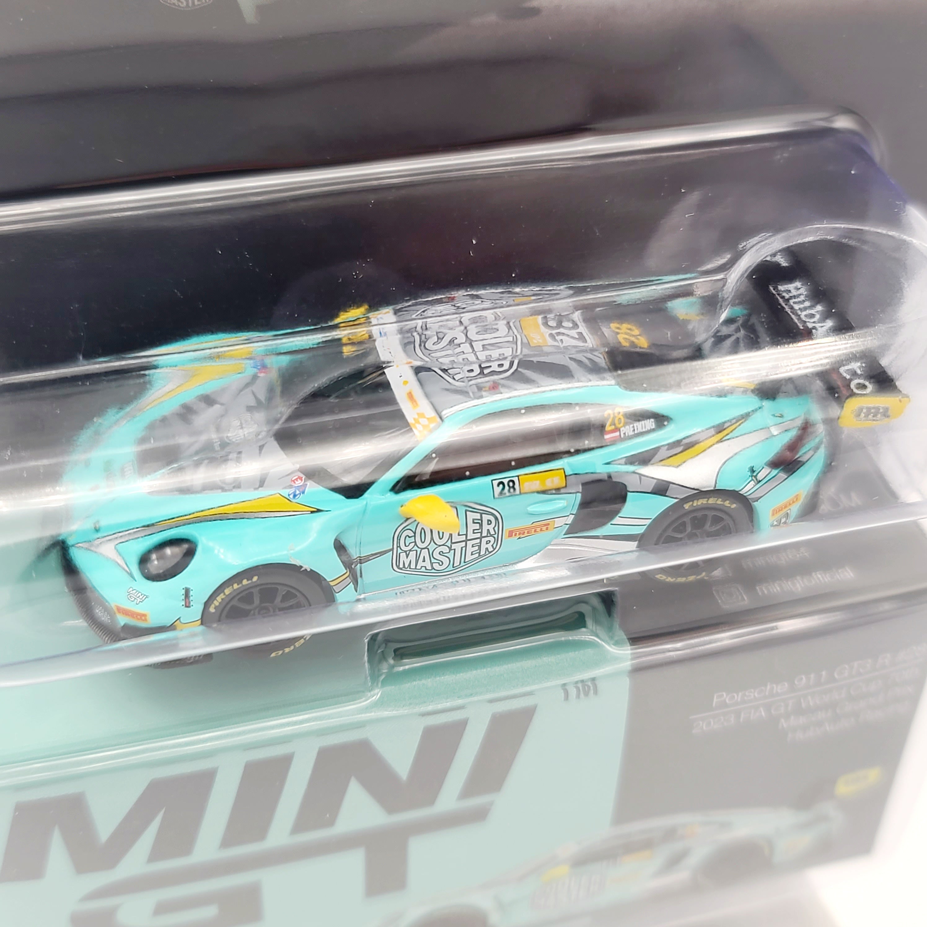 Mini GT Porsche 911 GT3 R #28 Macau Grand Prix HubAuto Racing - 1:64 scale (2024 Limited Edition)